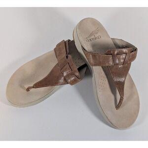 Dansko Cece Tan Brown Burnished  Leather Thong Comfort Sandals 38 4610216100